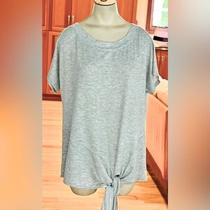 ANDREE BY UNIT Gray Short Sleeve Tee